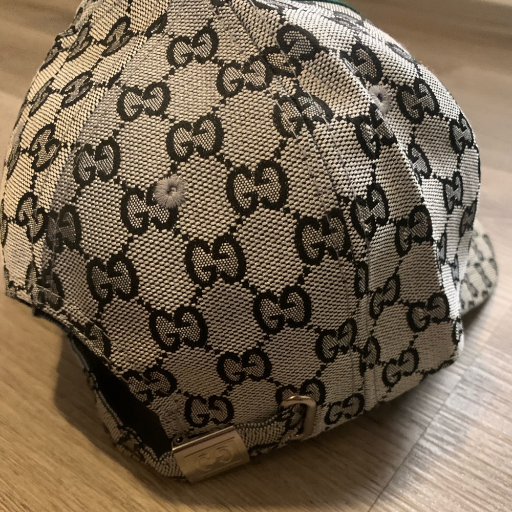 Gucci Supreme Baseball Cap - Picture 2 of 3